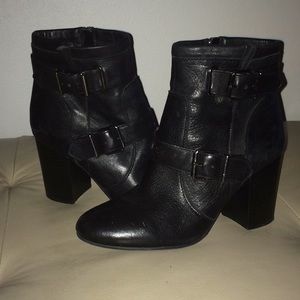 Vince Camuto leather boots, like new